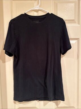 Banana Republic Black Short Sleeve Crew Neck Tee